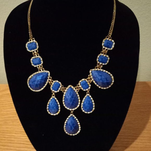 Royal Blue & Cubic Zirconia Tear Drop Shape Statement Necklace - Picture 3 of 10